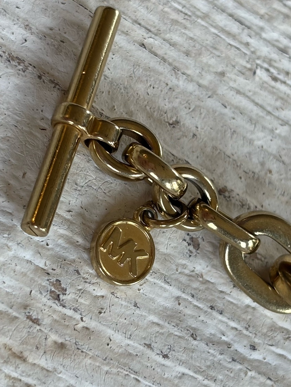 MICHAEL KORS $145 Y2K 2012 Padlock Charm Bracelet Gold-Tone - Picture 8 of 9
